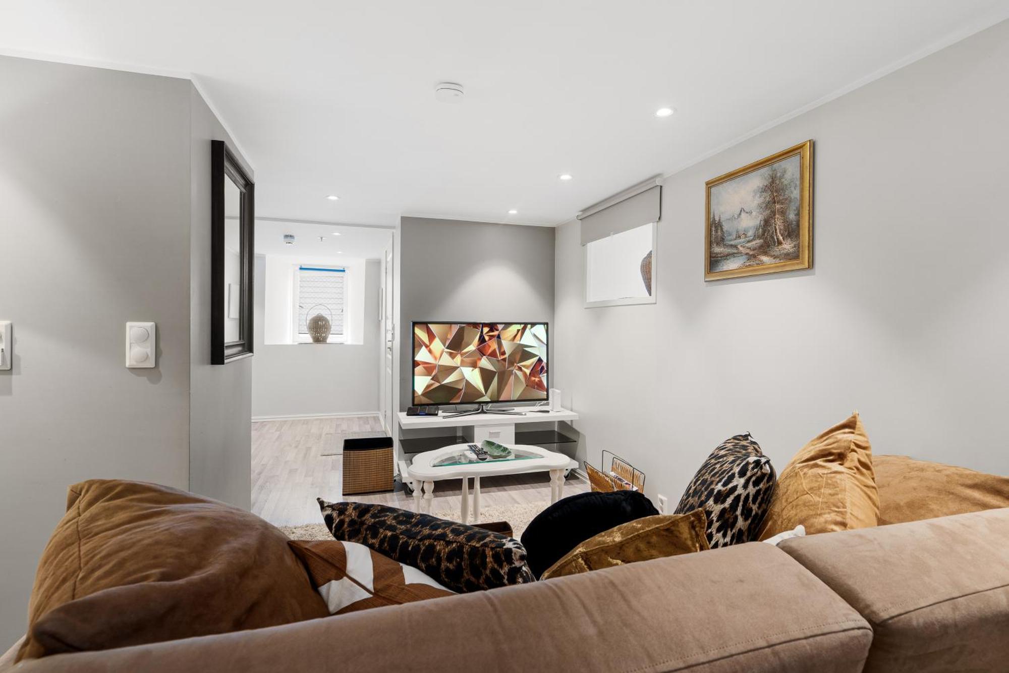 טרונדהיים Solsiden Modern Stay: King Beds, Private Entry מראה חיצוני תמונה