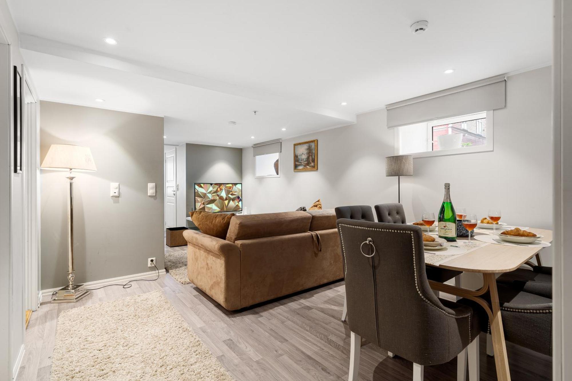 טרונדהיים Solsiden Modern Stay: King Beds, Private Entry מראה חיצוני תמונה
